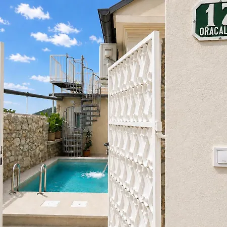 Soluna - Vacation With Private Pool & Rooftop Terrace *
