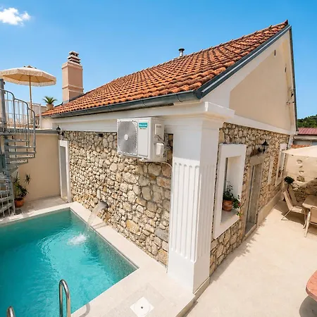Soluna - Vacation With Private Pool & Rooftop Terrace Lejlighed *